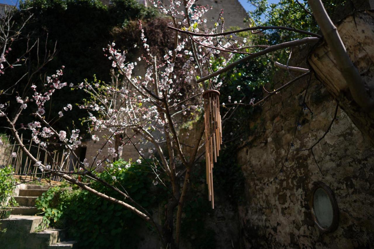 Casa Vayu - Rooms & Garden Napoli Esterno foto